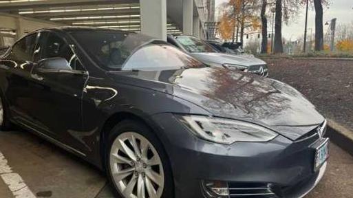 TESLA MODEL S 2018 5YJSA1E28JF266438 image